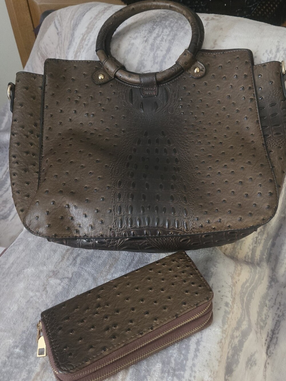 Brown Ostrich Embossed Tote Bag Matching Wallet Croc Texture Satchel - Picture 2 of 13